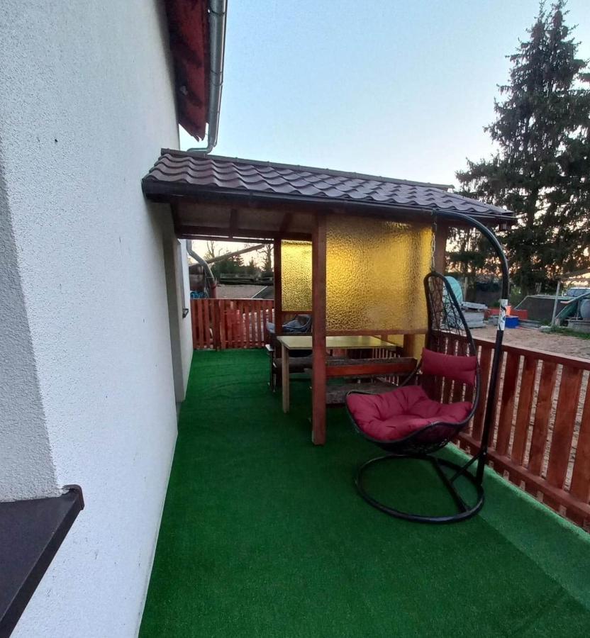Agroturystyka U Rolnika - Apartament Nowakowo Экстерьер фото