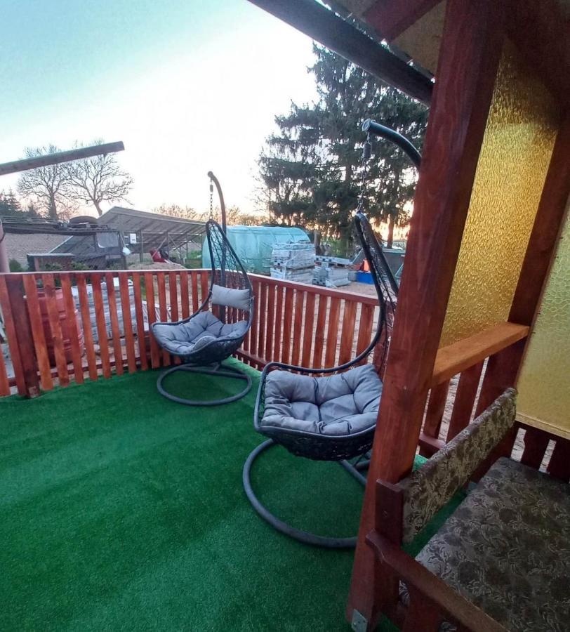 Agroturystyka U Rolnika - Apartament Nowakowo Экстерьер фото